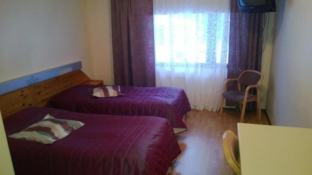 Otsolan Hovi Hotell Humppila Rum bild